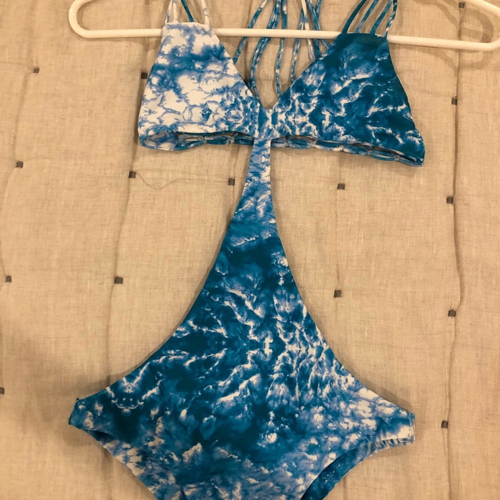 MIKOH MAHAKA ONE PIECE (worn once)
